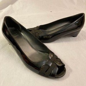 Stuart Weitzman Women’s Shoes Size 6.5 M Black Patent Leather Wedge Low Med Heel